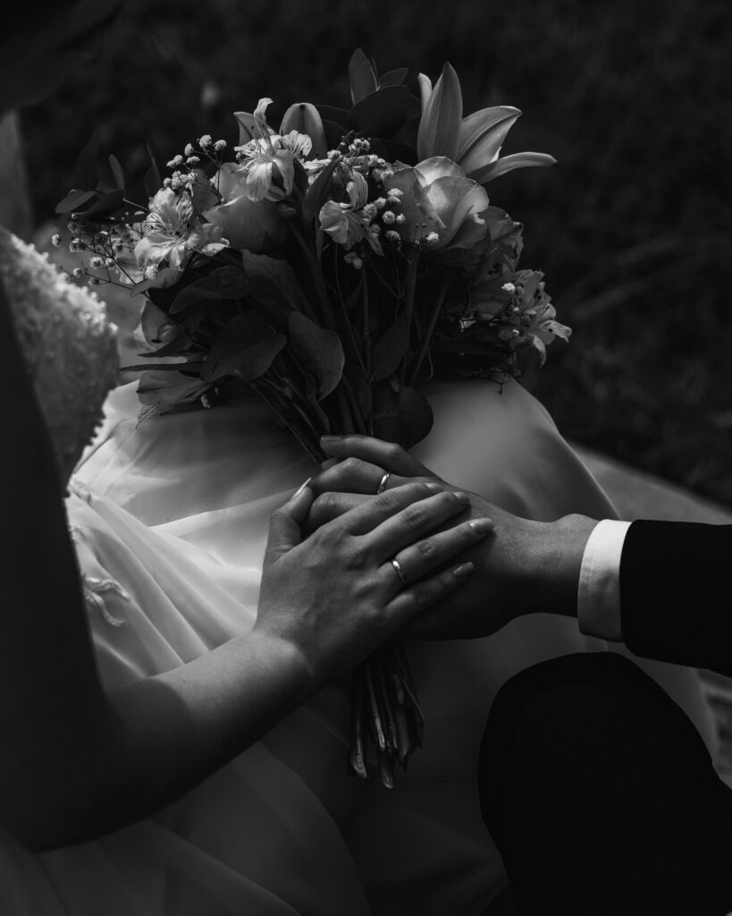 Couples holding a bouquet