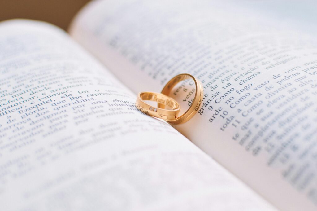 Rings for couples vows
